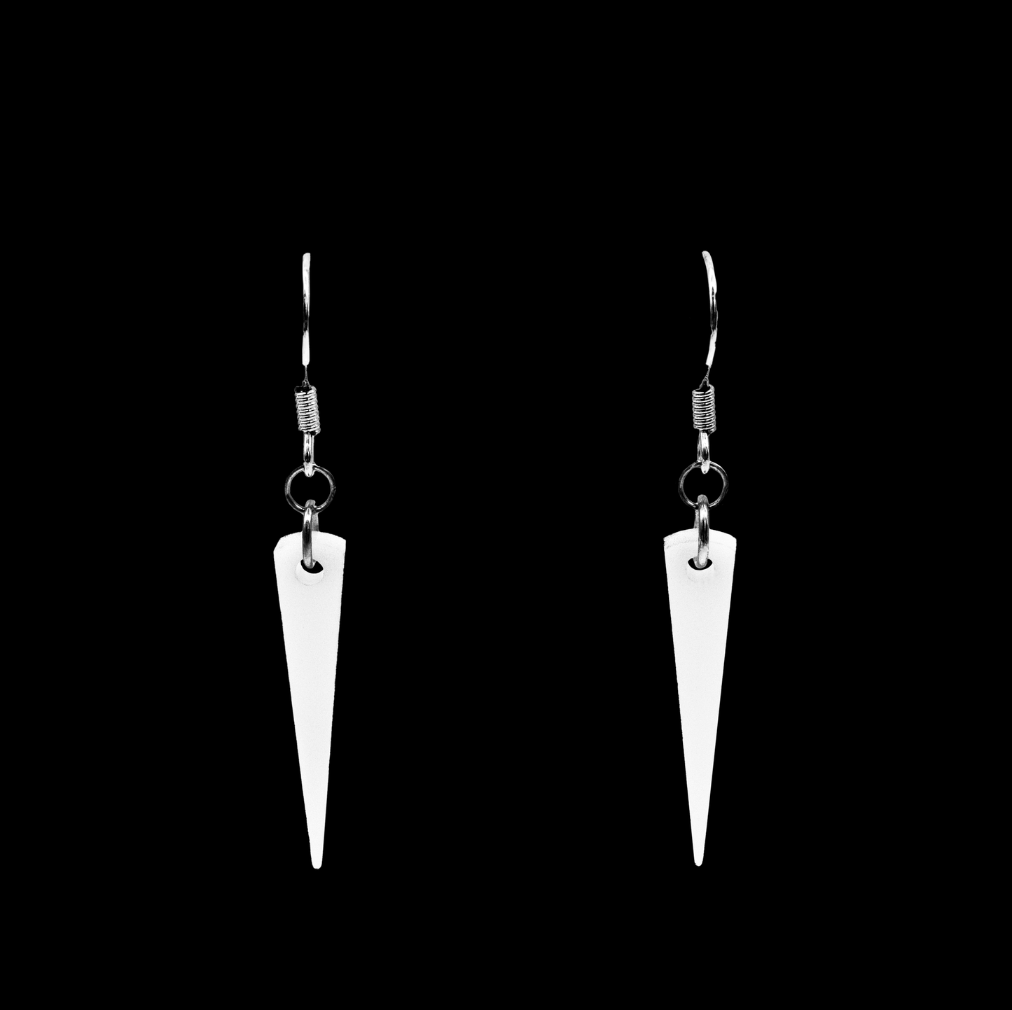 white small spike earrings